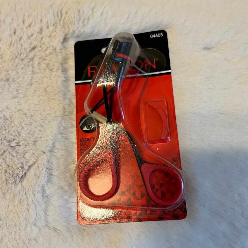 Revlon Eyelash Curler.